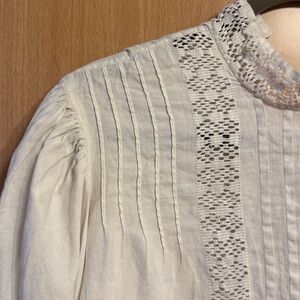 Vintage (~1915) White Cotton Blouse with Lace details, buttons (small-medium)